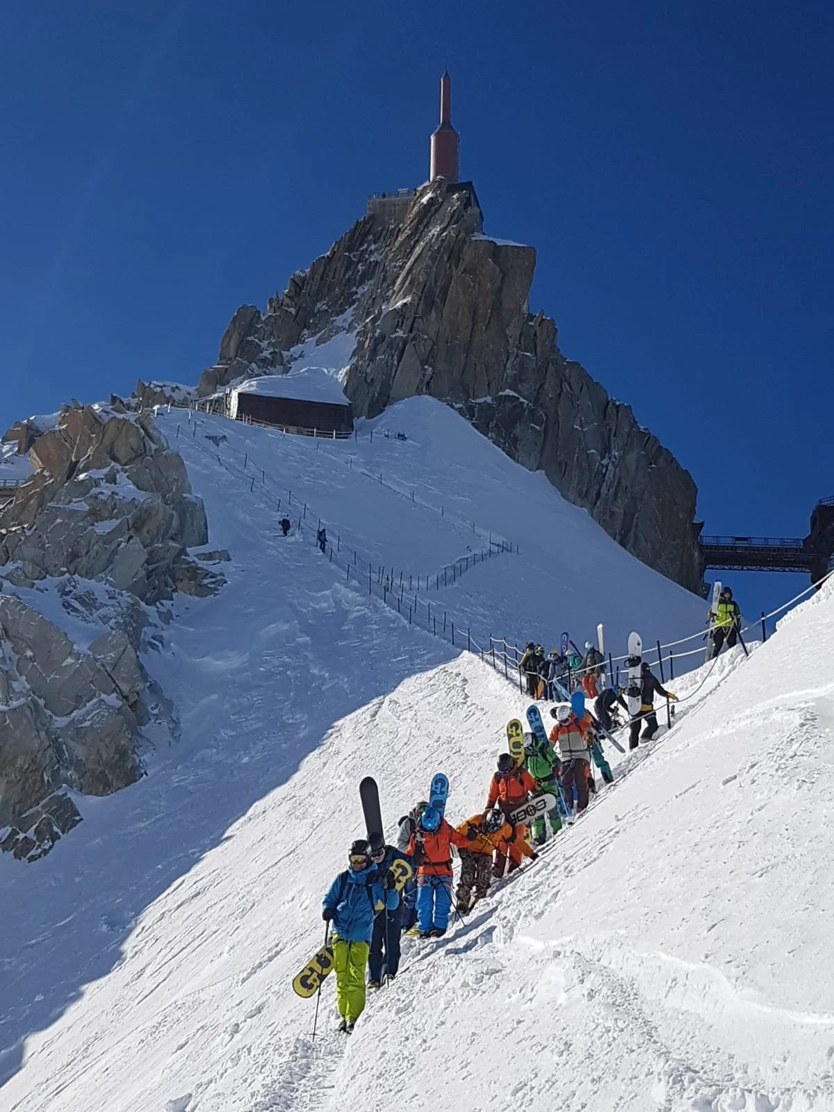 Aguille du Midi MonoDay Feb 23.jpg
