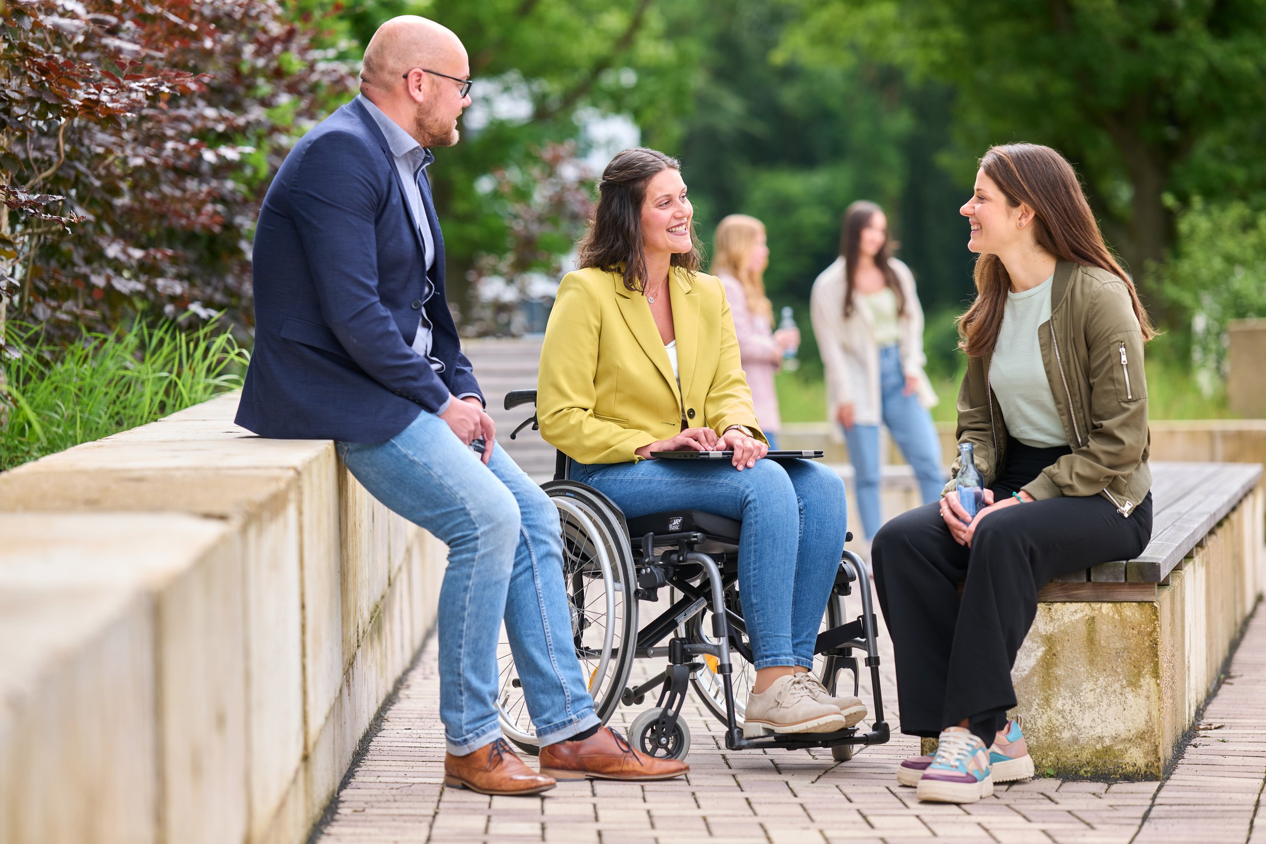 Professionelle Businessfotografie in Köln: Authentische Mitarbeiterportraits, Unternehmensfotos und starke Bilder für Website, LinkedIn und Recruiting