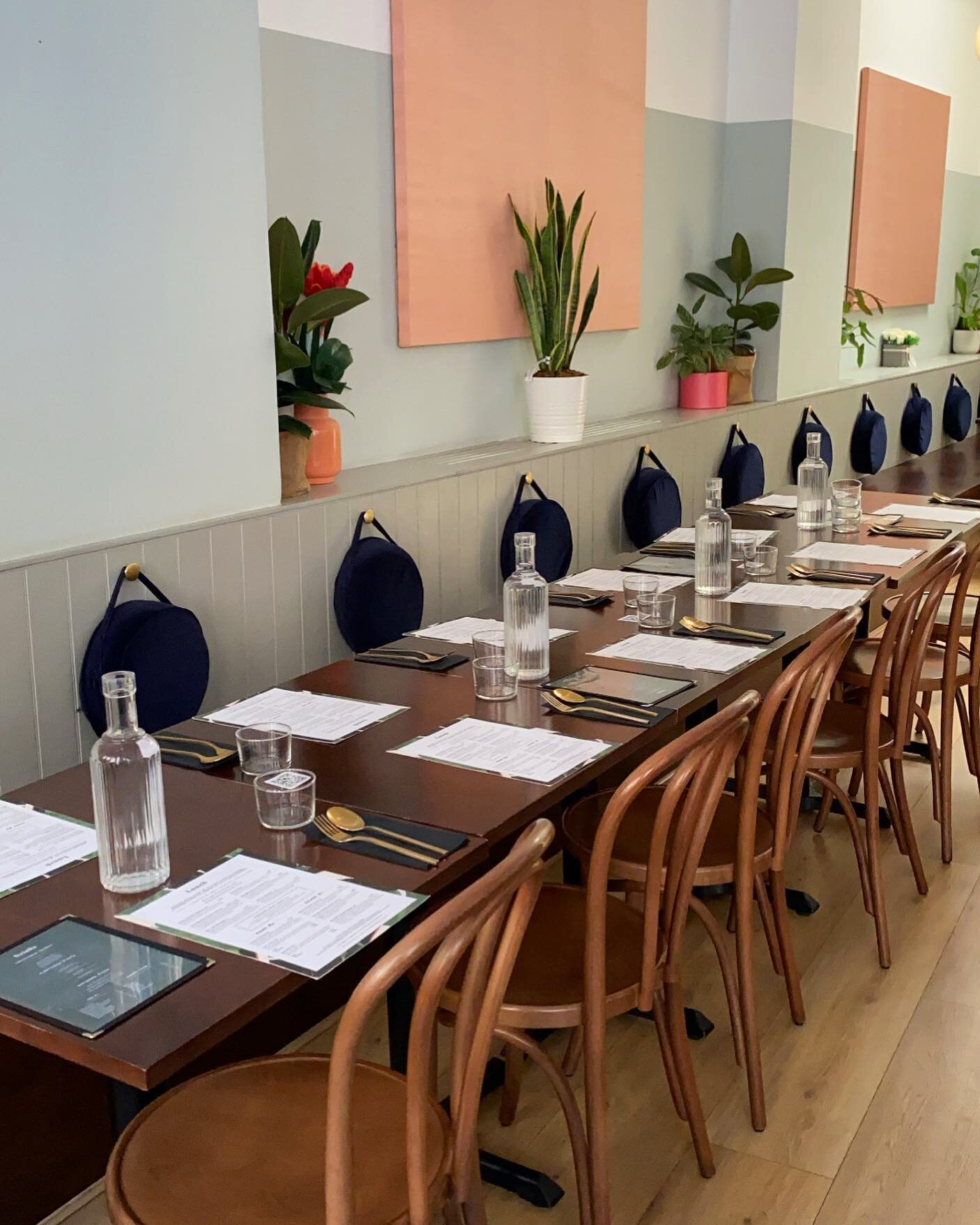 Local craftsmanship and fresh plants clean and sanitised after every touch for your safety and well-being 🧼 👌🏻

https://www.kindeum.com/
.
.
.
.
.
#architecture #art #artisan #plants #table #bakery #thairestaurant #londonrestaurants #ootd #instafo