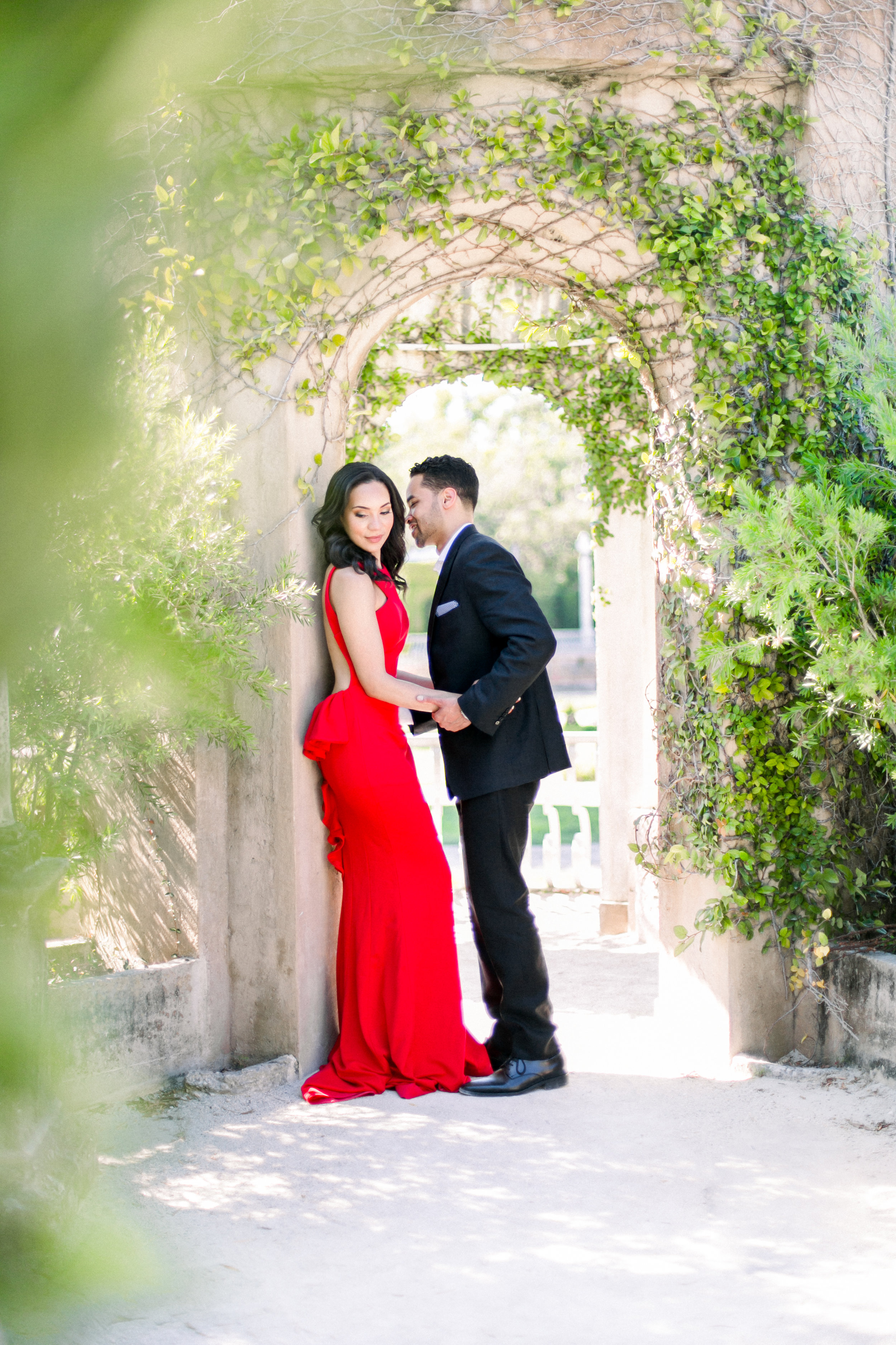 Vizcaya Museum Engagement Photos_9642-Edit.jpg