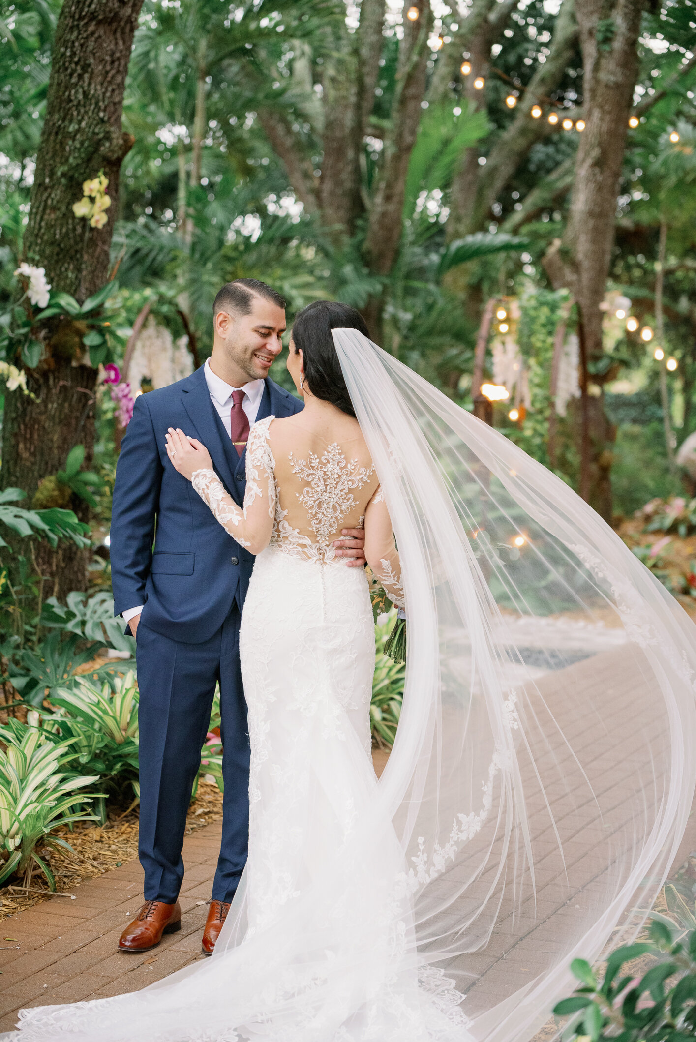 Living Sculpture Sanctuary Wedding | Miami Wedding Photographer | DIpp Photography 