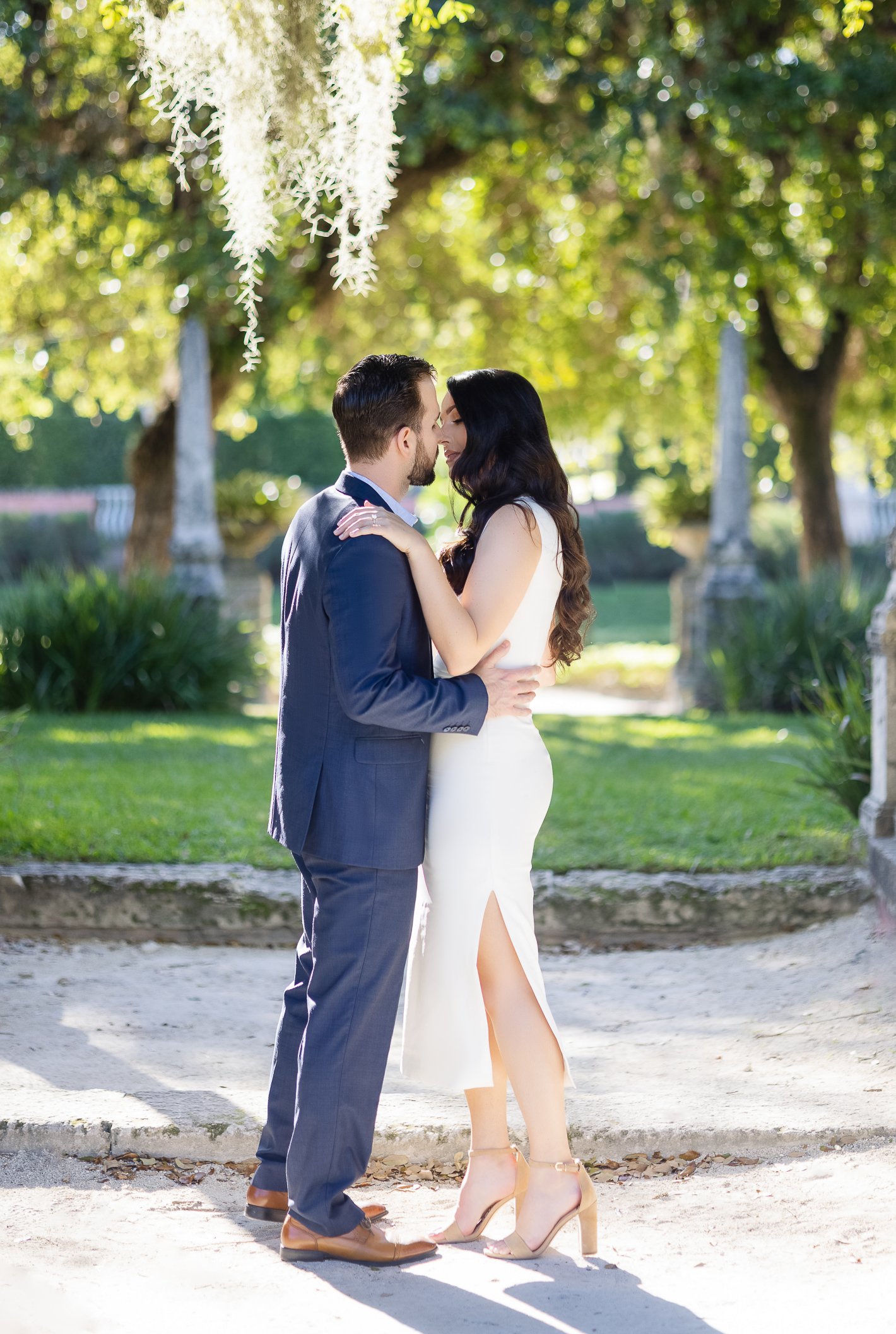 Vizcaya Museum Engagement Photos | Dipp Photography