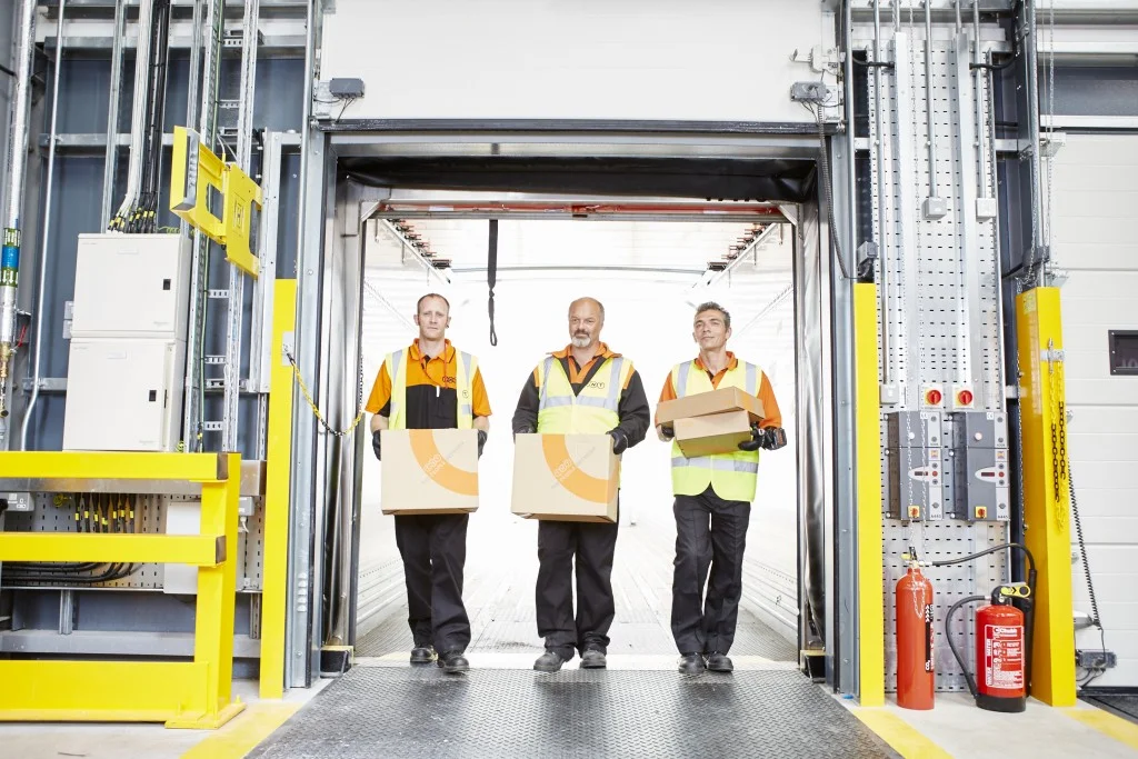 TNT Swindon Depot Magazine Photo Shoot