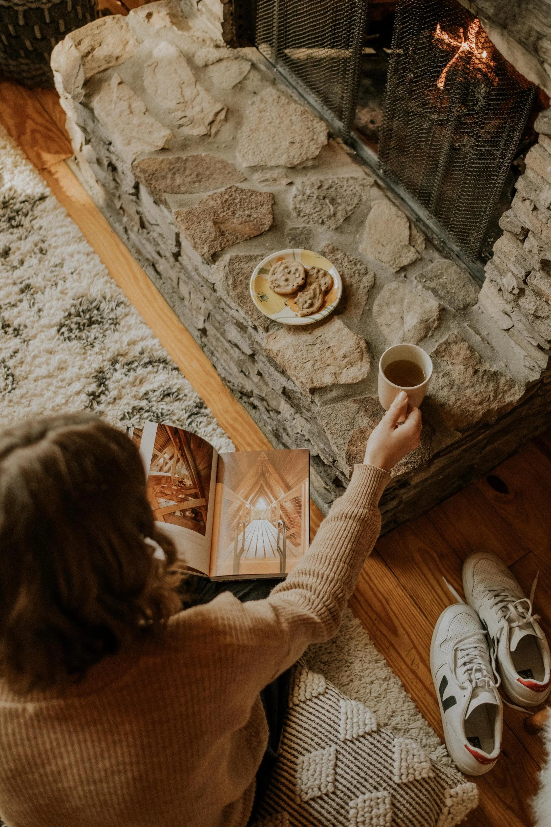 Cookies and tea by the fire. A freaking dream.