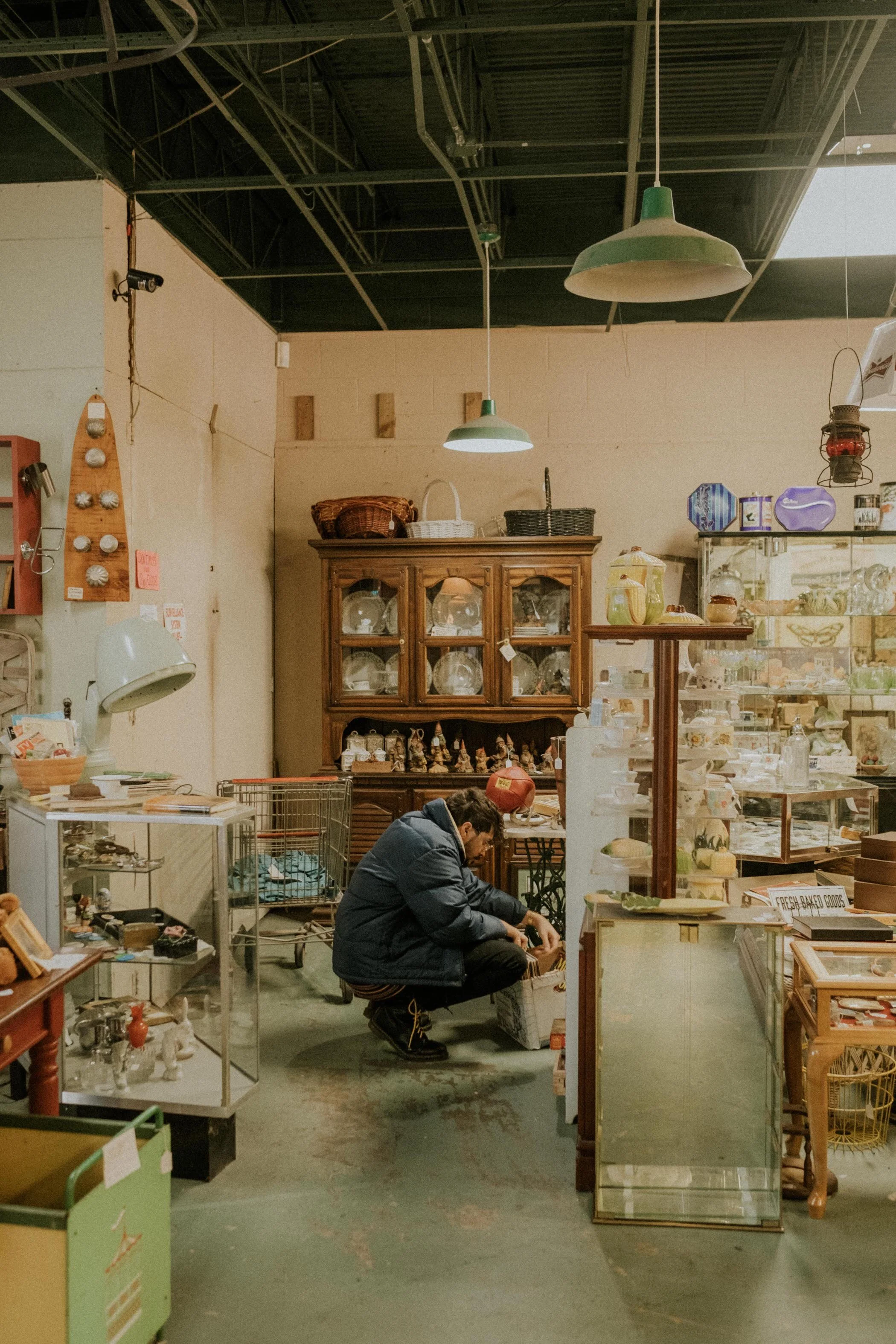 When we needed to get out of the cabin, we loved driving through Ellijay to stop at little antique stores and go for neighboring hikes.