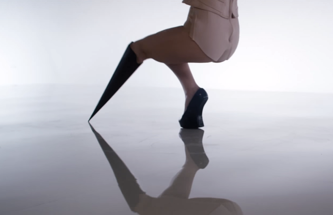 SCREEN SHOT FROM VIKTORIA MODESTA “PROTOTYPE” MUSIC VIDEO, HTTP://WWW.YOUTUBE.COM
