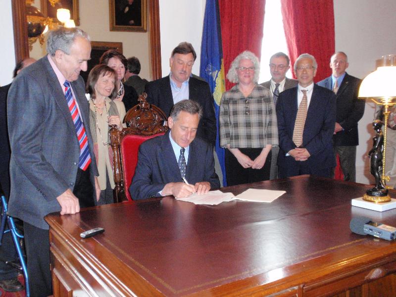 Governor Shumlin signing the Complete Streets bill into law, 2011. Photo source: Shannon Reynolds, Vermont Center for Independent Living