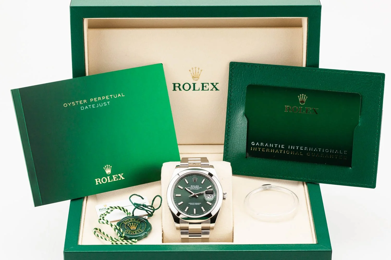 Rolex Datejust 41 Mint Green Smooth Oyster Unworn 126300 122425 (10 of 10).jpg