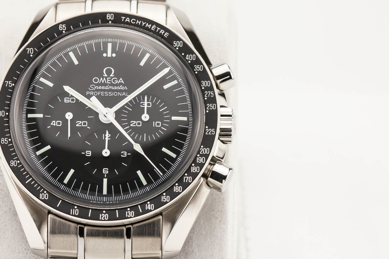 Omega Speedmaster Moonwatch 1861 Hesalite PO 071725 (3 of 10).jpg