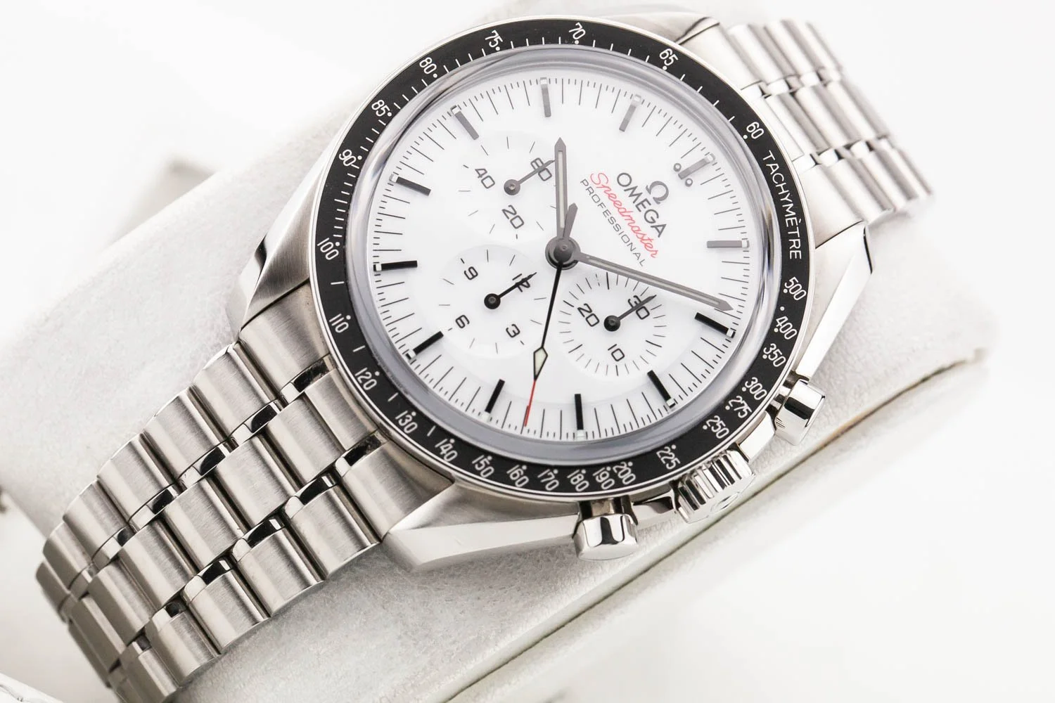 Omega Speedmaster Moonwatch 3861 White PO 050826 (4 of 10).jpg