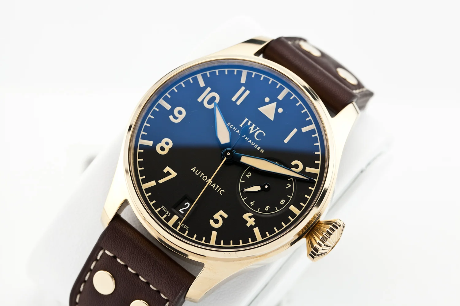 IWC Big Pilot Bronze (3 of 13).jpg