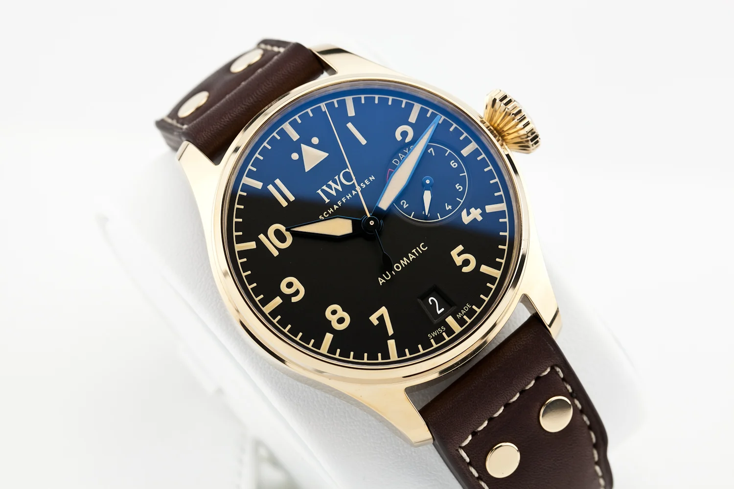 IWC Big Pilot Bronze (4 of 13).jpg