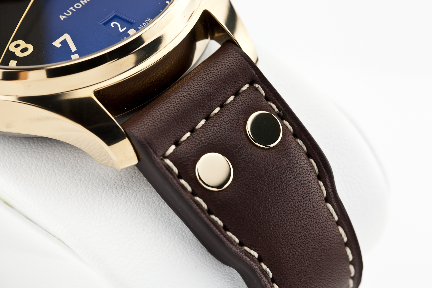 IWC Big Pilot Bronze (5 of 13).jpg