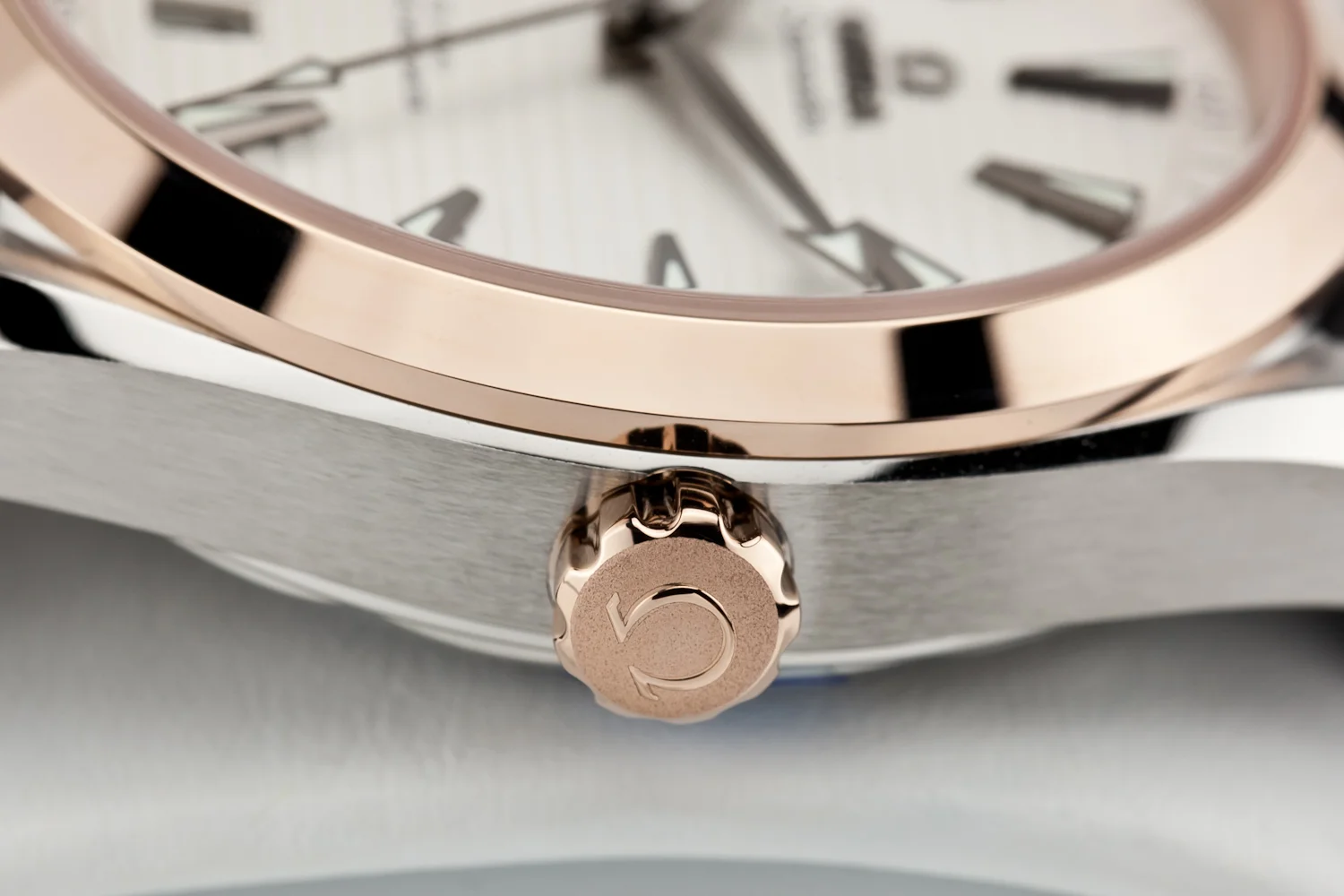 Omega Aqua Terra Rose Gold (6 of 12).jpg