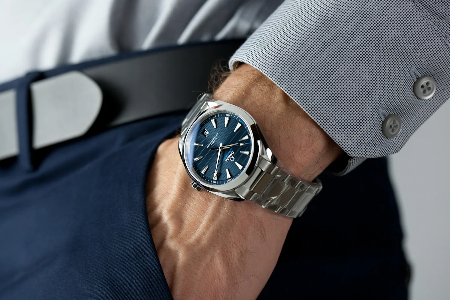Omega Aqua Terra Blue Bracelet (11 of 11).jpg