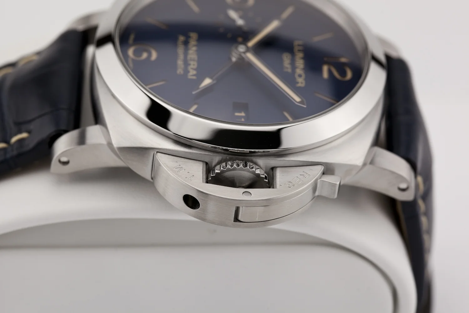 Panerai 1033 (7 of 10).jpg