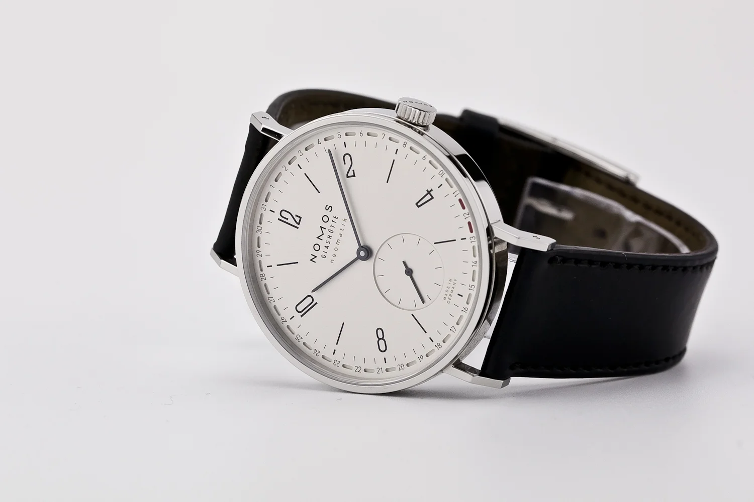 Nomos Update 41 (1 of 9).jpg
