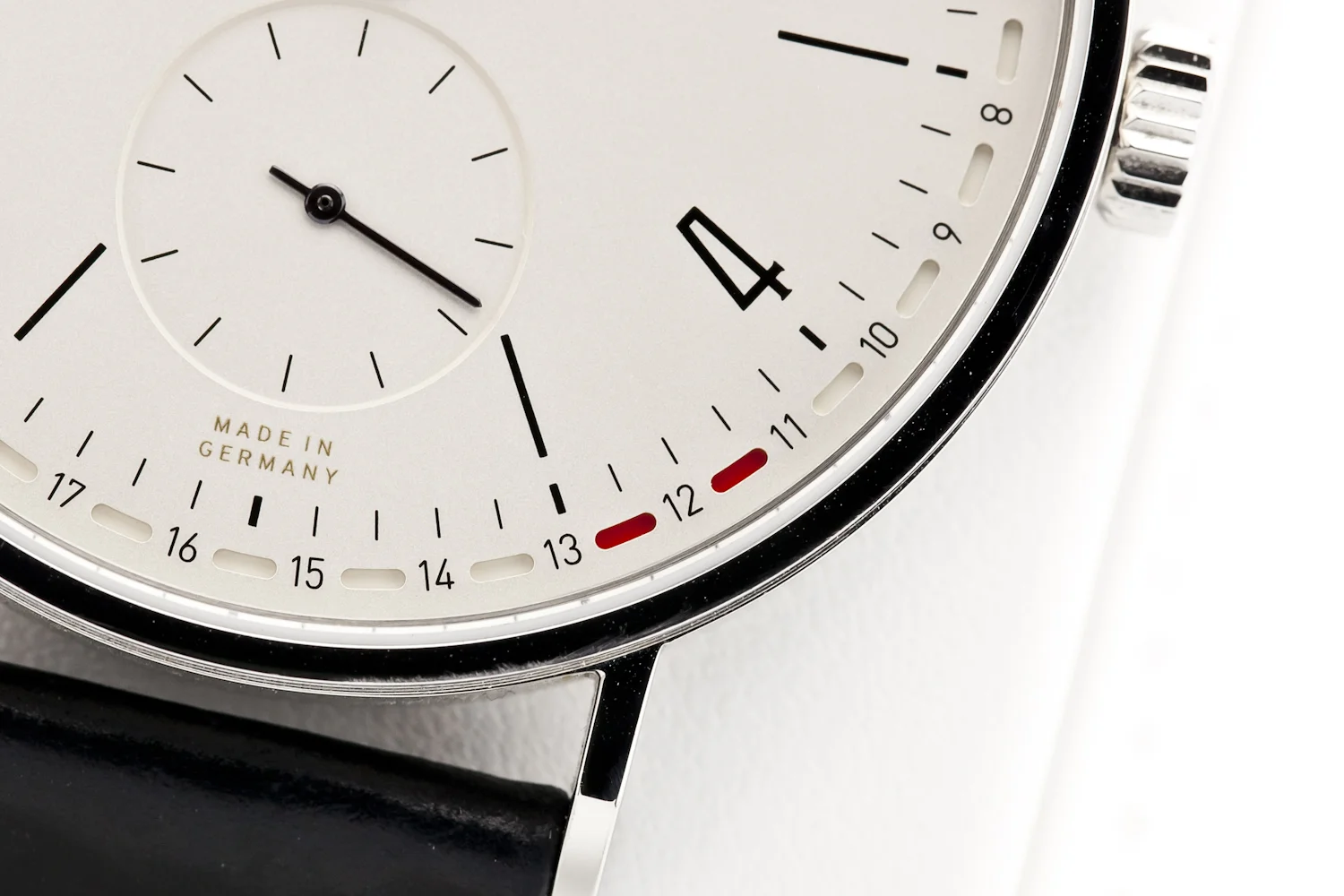 Nomos Update 41 (3 of 9).jpg