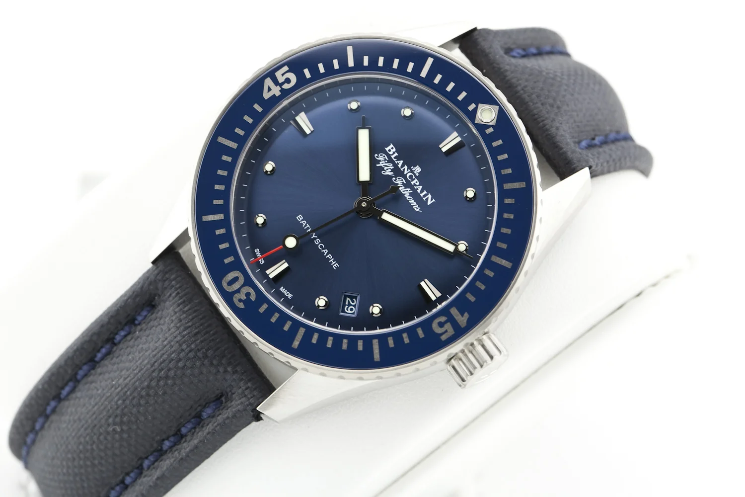 Blancpain Fifty Fathoms Bathyscaphe Blue 38mm 5100-1140-O52ABlancpain Fifty Fathoms Bathyscaphe Blue 38mm 5100-1140-O52A