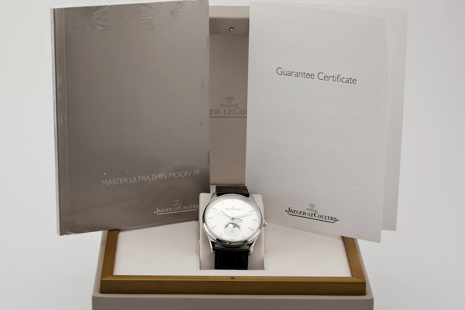 JLC MUT Moon 082619 (9 of 9).jpg
