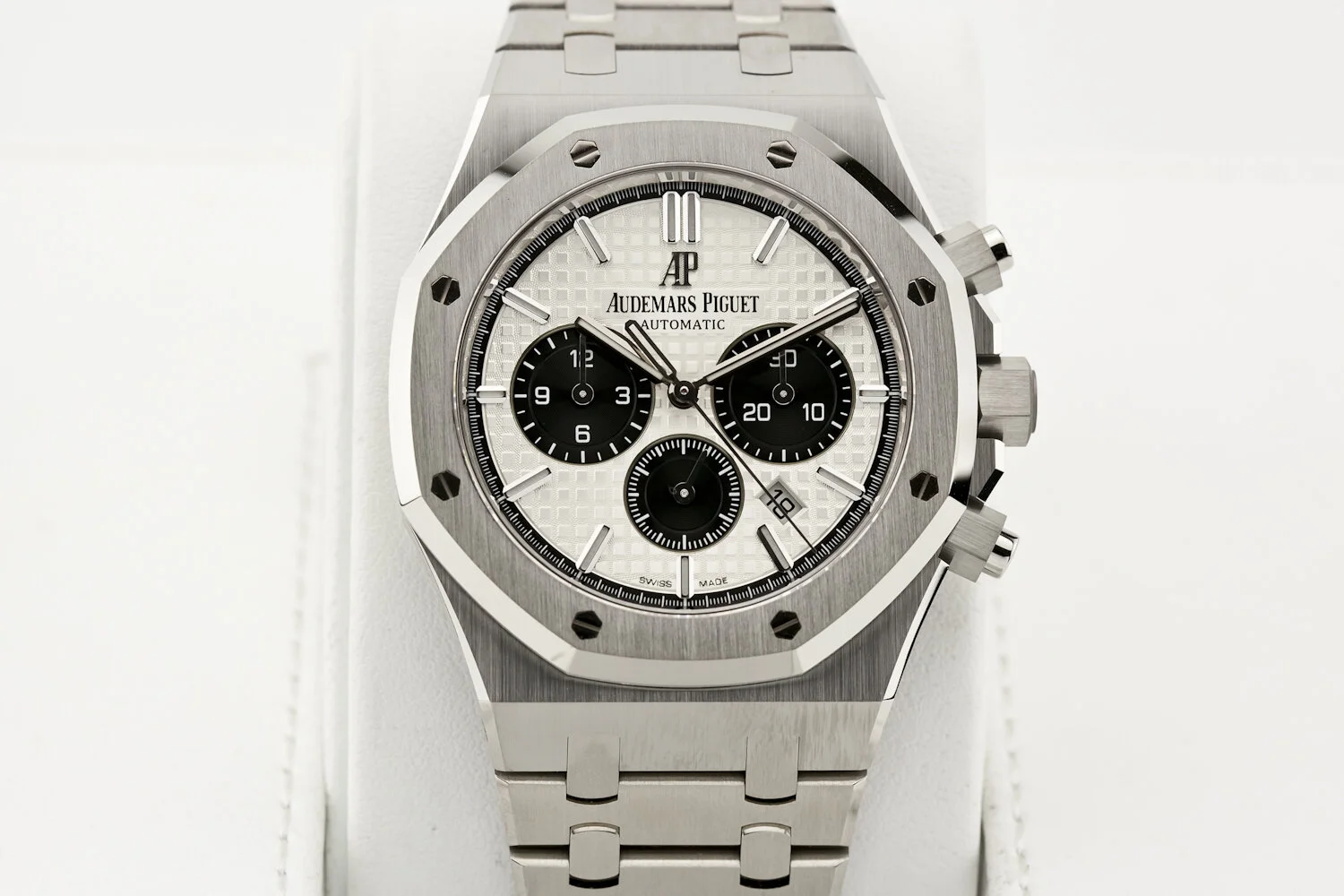 AP Royal Oak Chronograph_-2.jpg