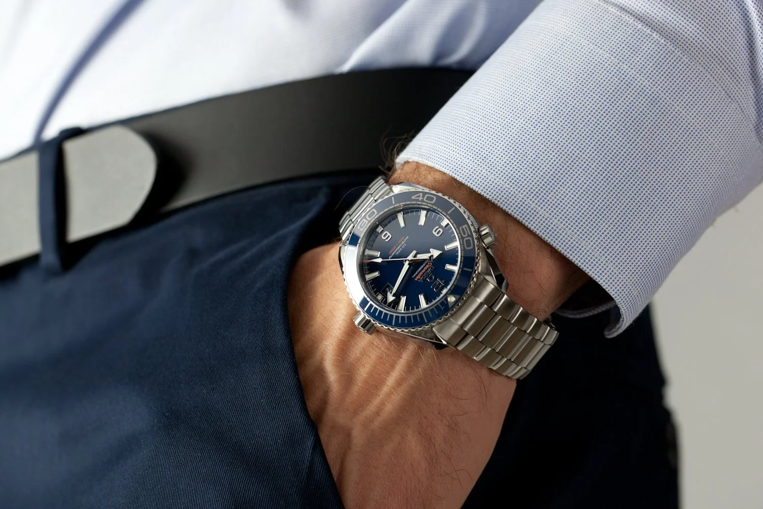Omega Planet Ocean 43mm Blue 071718 (11 of 11).jpg