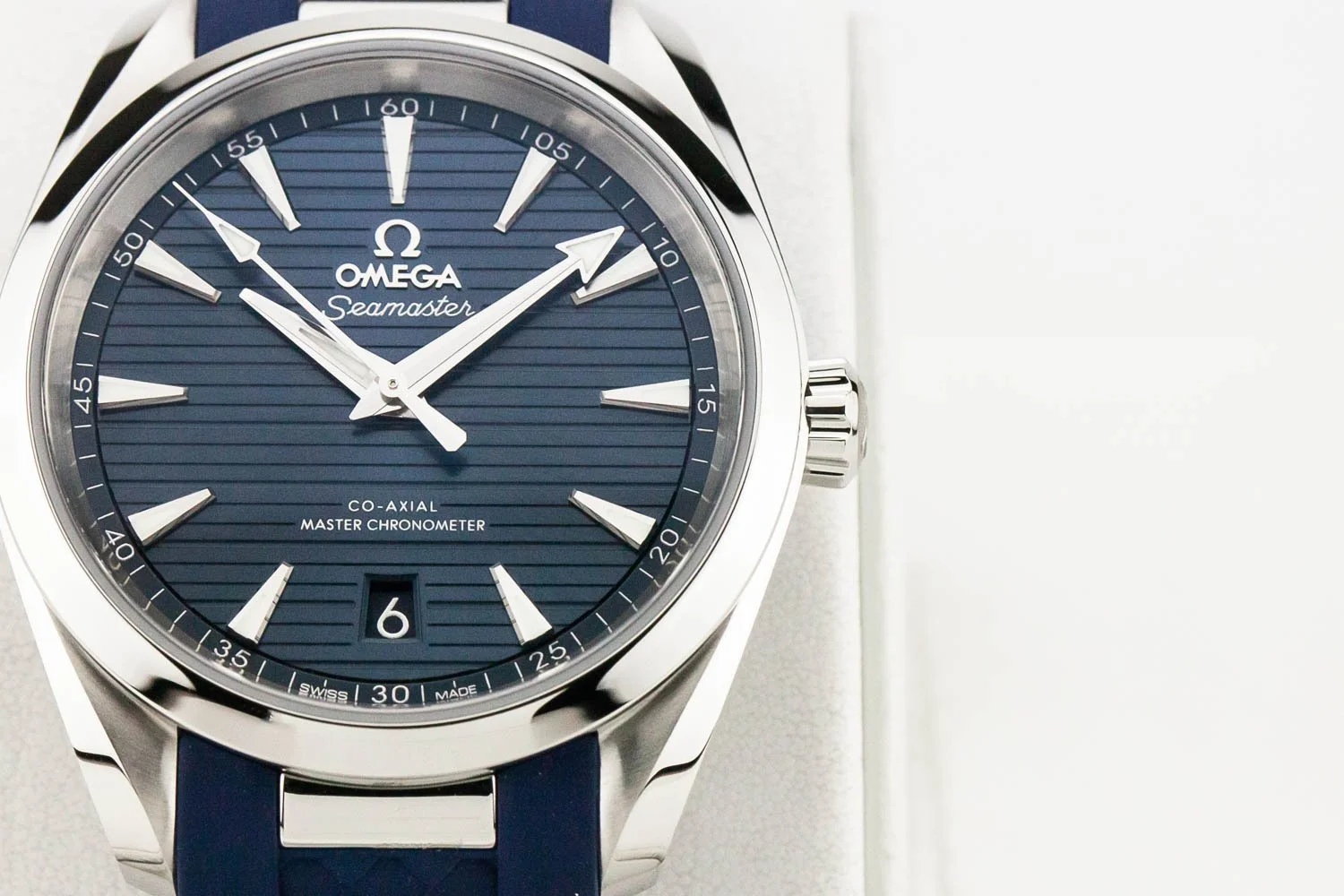 Omega Aqua Terra 8800 38mm Blue Diver NEW 062824 (3 of 10).jpg