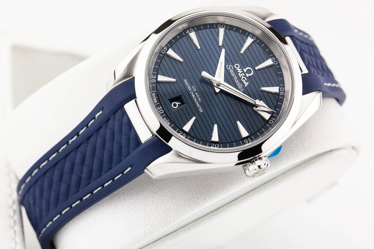 Omega Aqua Terra 8800 38mm Blue Diver NEW 062824 (4 of 10).jpg