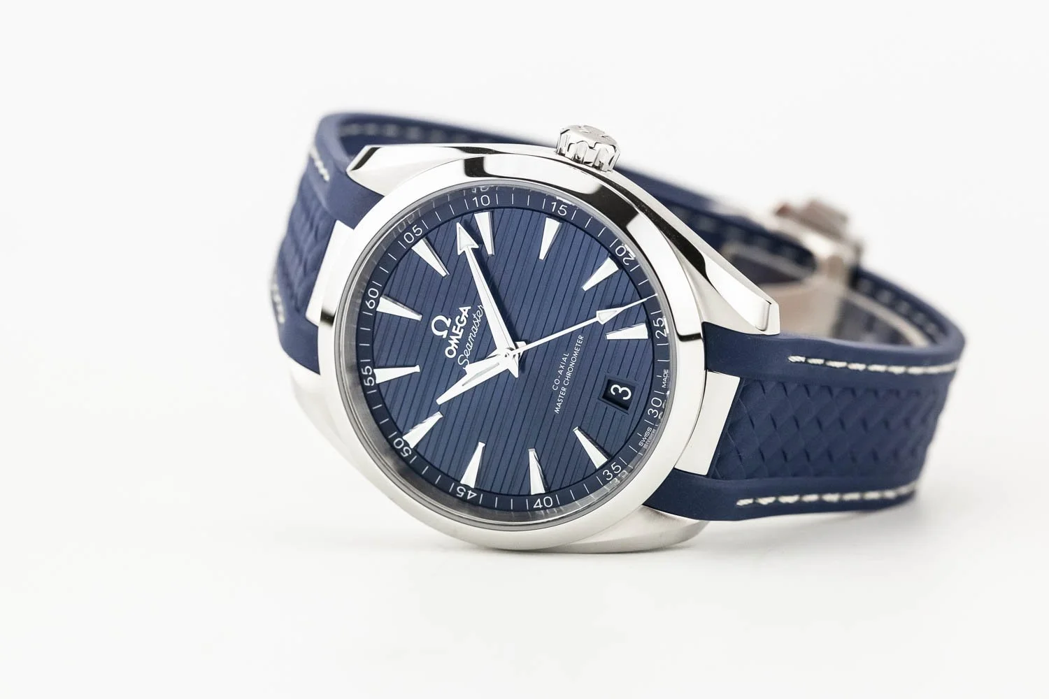 Omega 2024 Aqua Terra 8900 41mm Blue Diver NEW 070124 (2 of 10).jpg