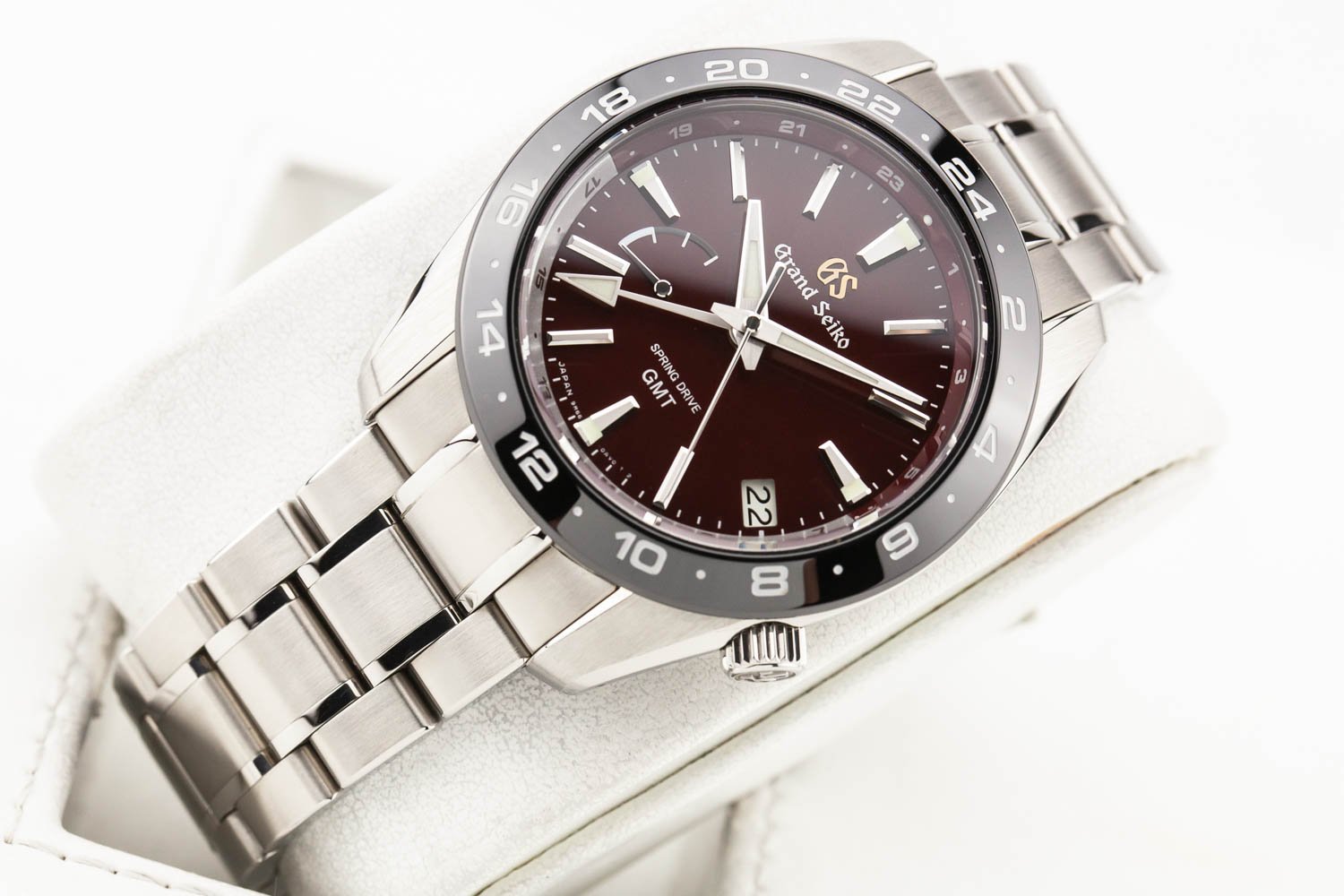 Grand Seiko Spring Drive GMT LE Hotaka Peaks PO SBGE305 072226 (4 of 10).jpg