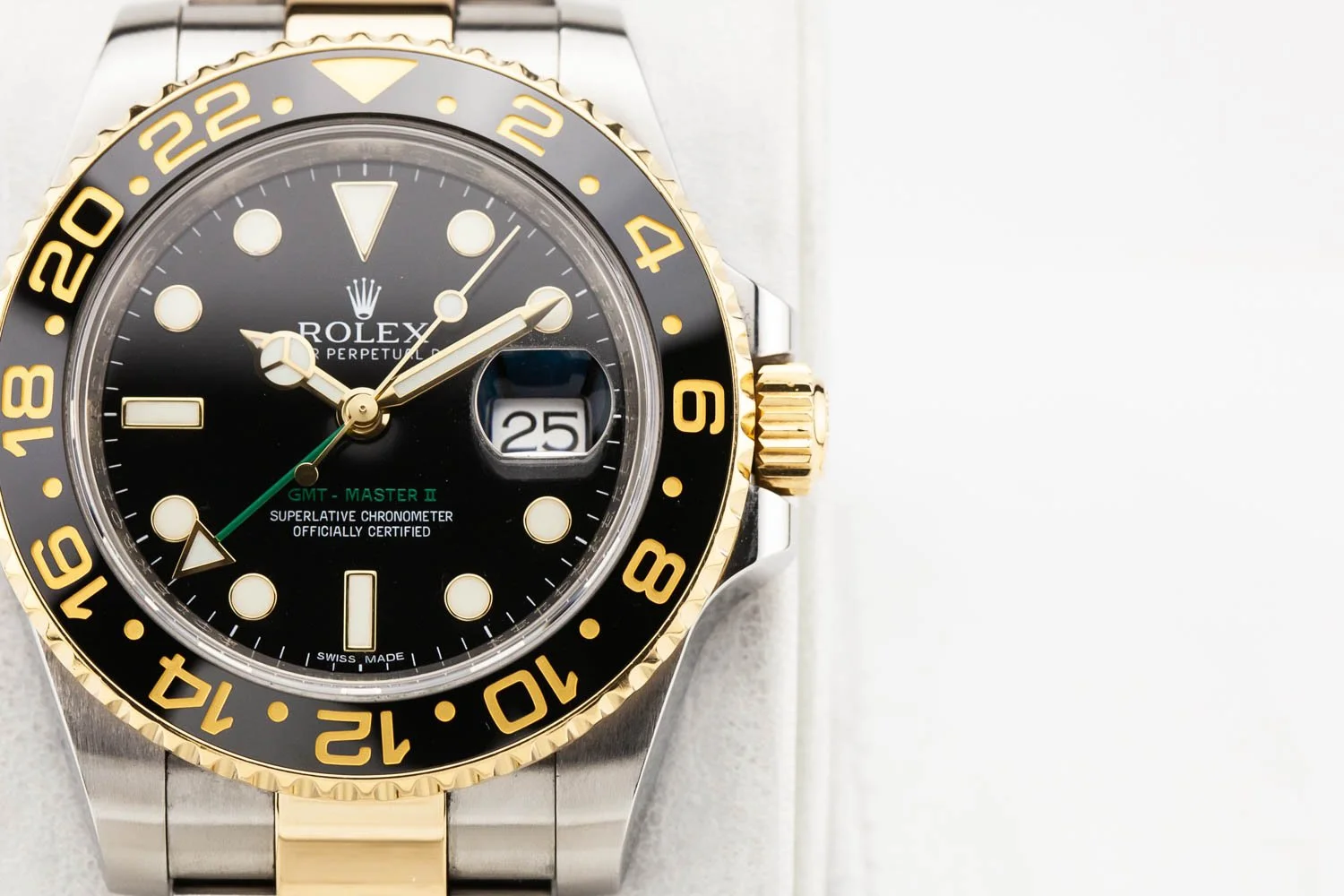 Rolex GMT-Master II Two-Tone PO 116713LN 091825 (4 of 11).jpg