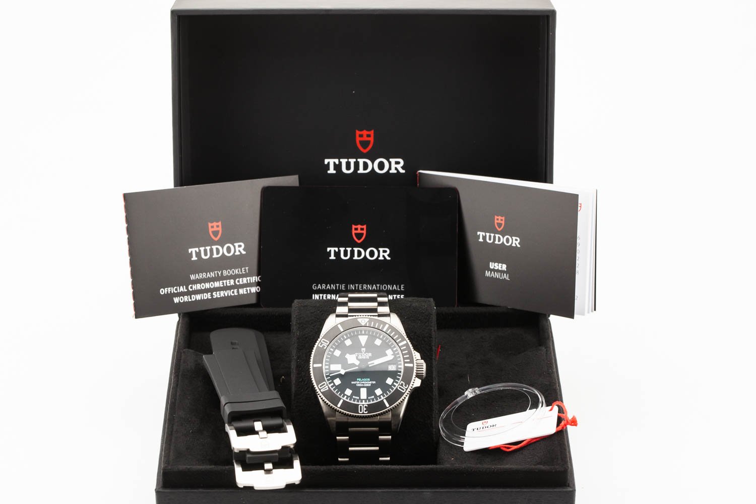 Tudor Pelagos Ultra PO 2543C1A7NU 093026 (10 of 10).jpg