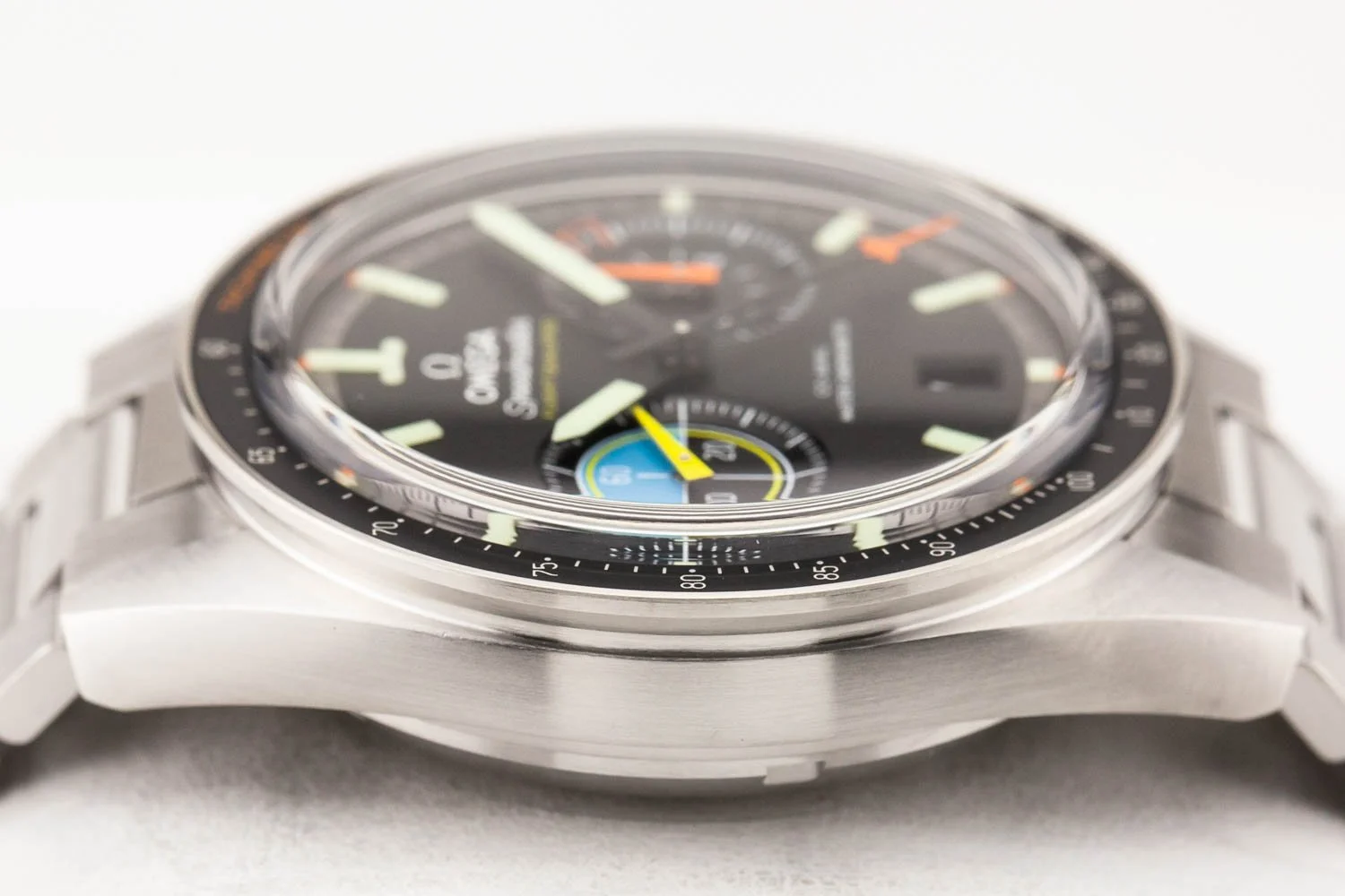 Omega Speedmaster Pilot NEW 072125 (7 of 11).jpg