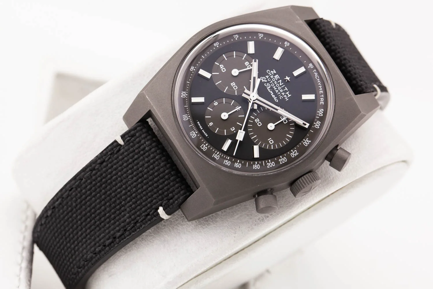 Zenith El Primero Chronomaster Revival Shadow PO 100125 (4 of 9).jpg