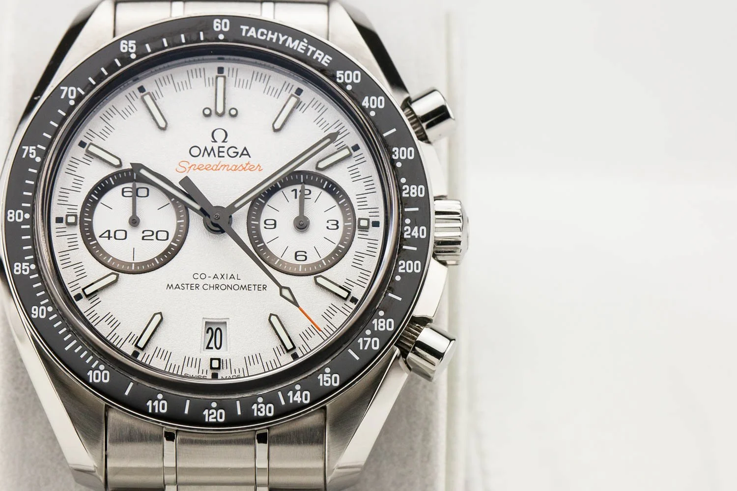 Omega Speedmaster Racing White Dial PO 092225 (3 of 10).jpg