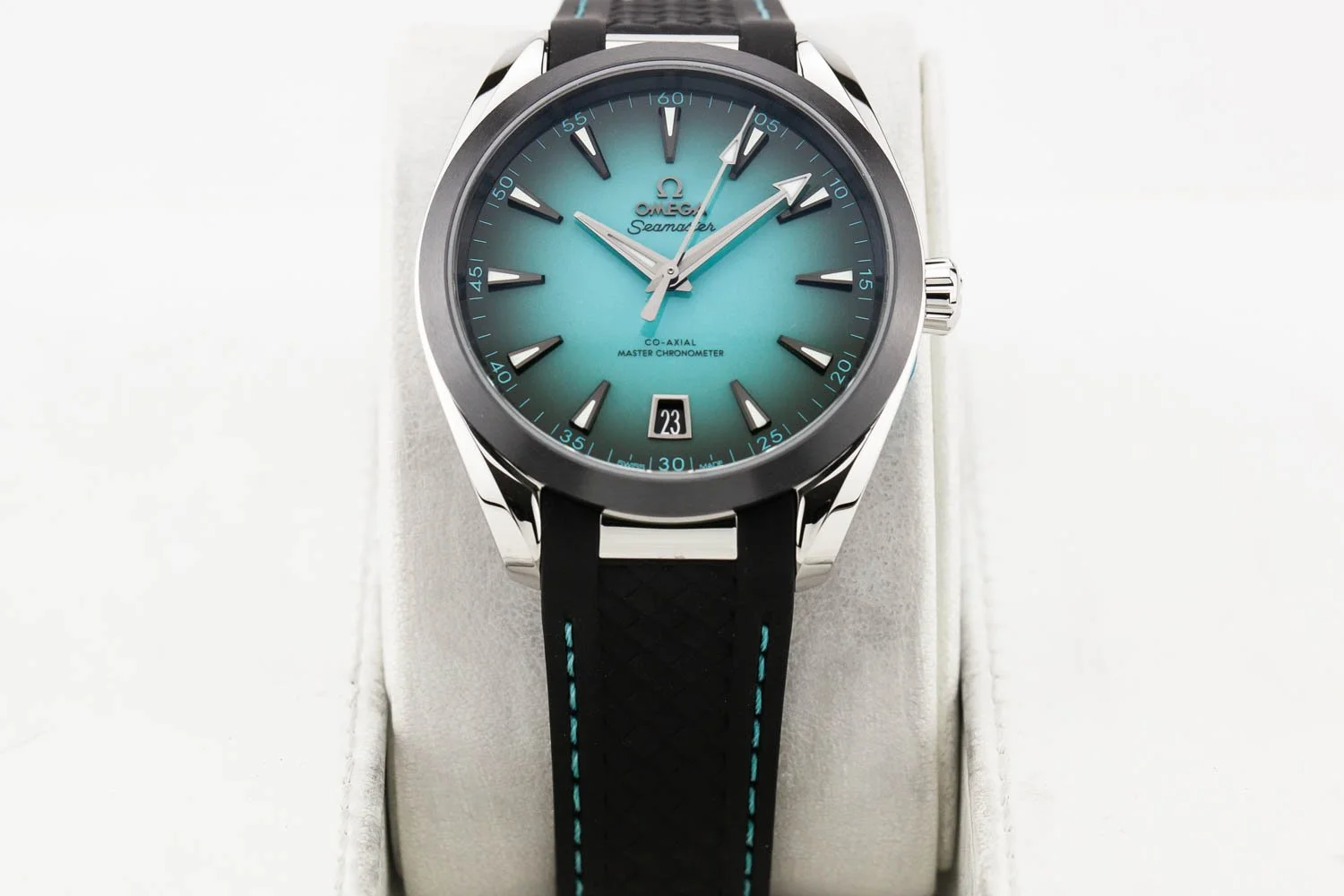 Omega Aqua Terra 8900 41mm Turquoise Black Ceramic Diver NEW 012026 (2 of 10).jpg