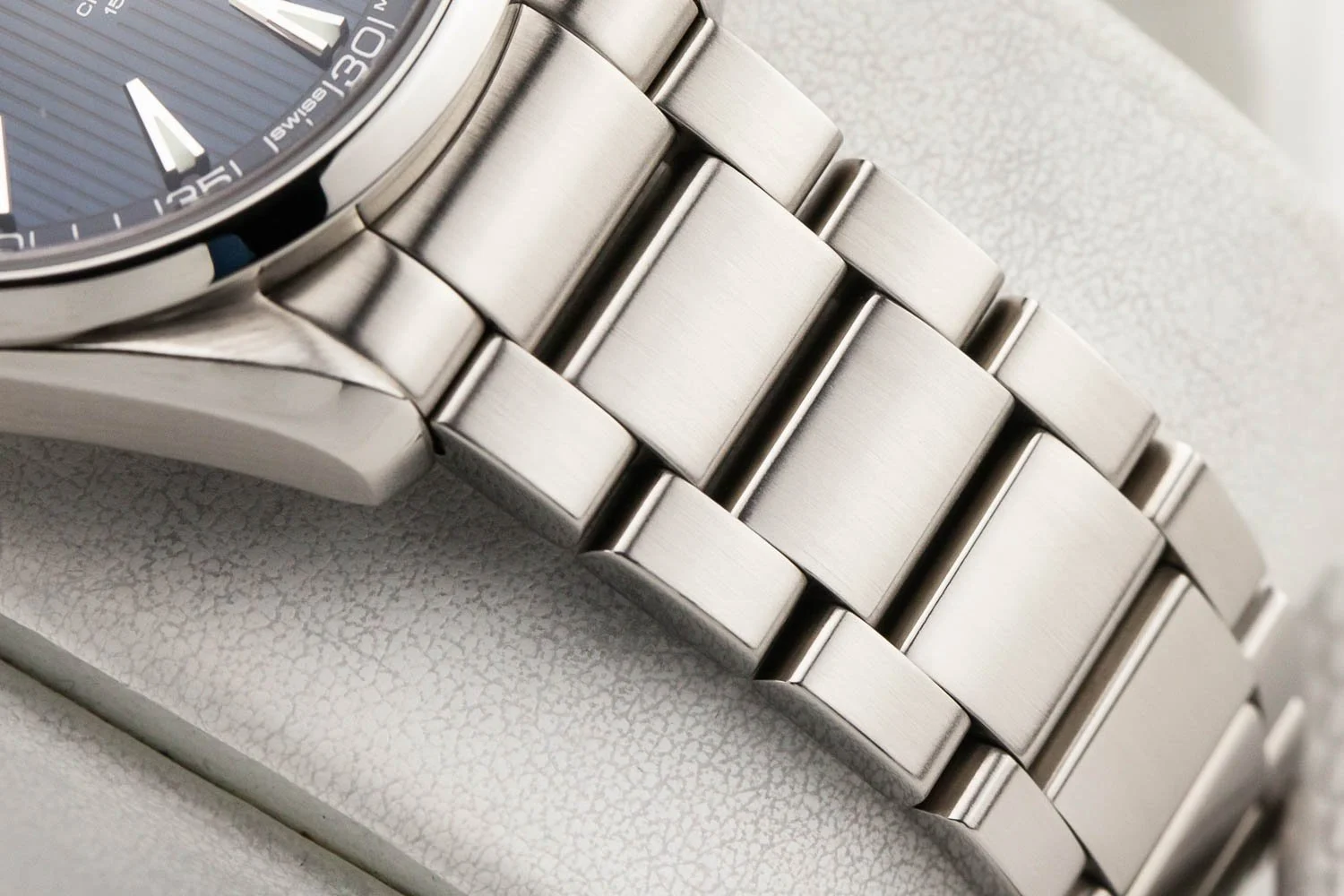 Omega Aqua Terra 8500 Skyfall PO 101926 (7 of 10).jpg