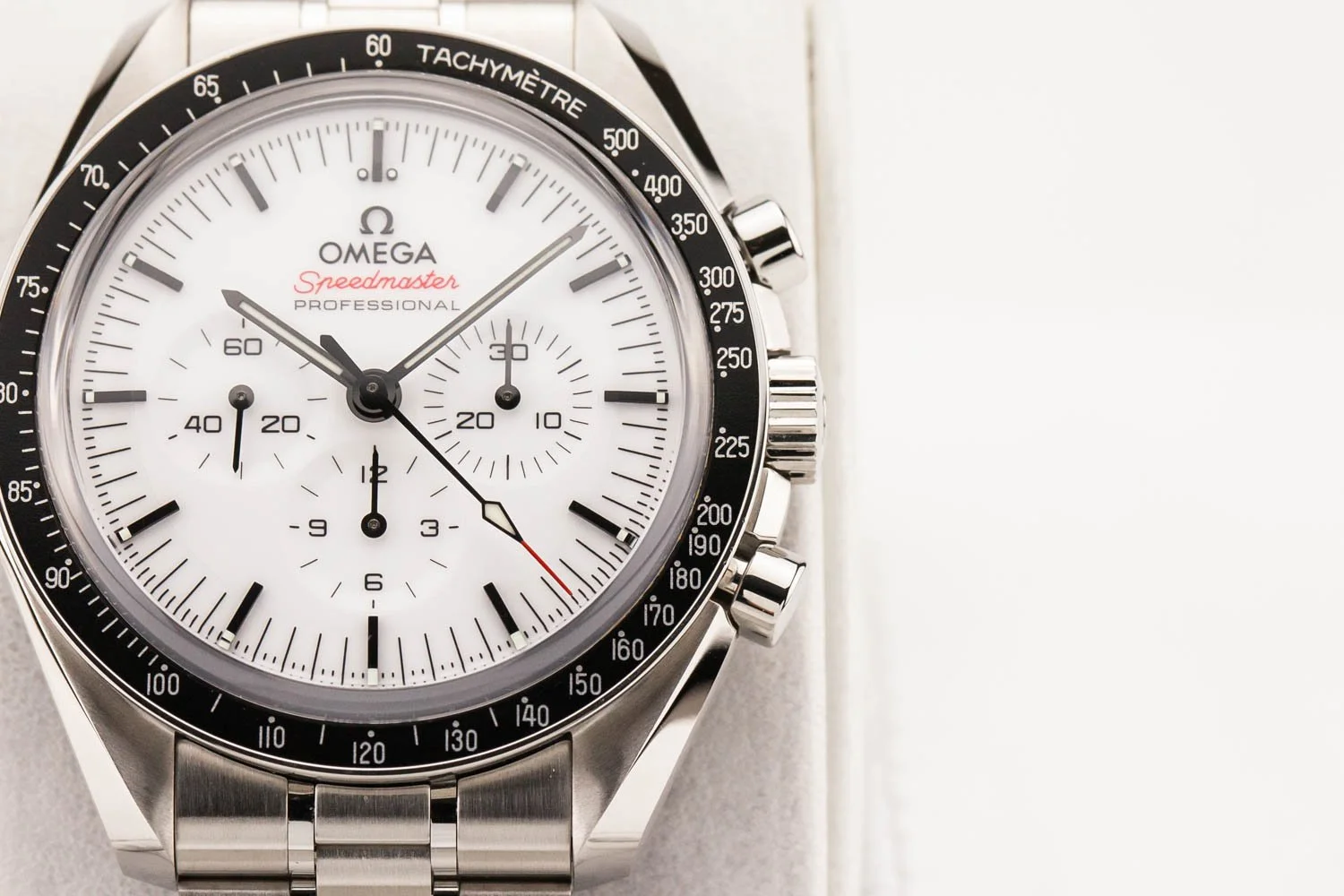 Omega Speedmaster Moonwatch 3861 White Mint 072925 (3 of 10).jpg