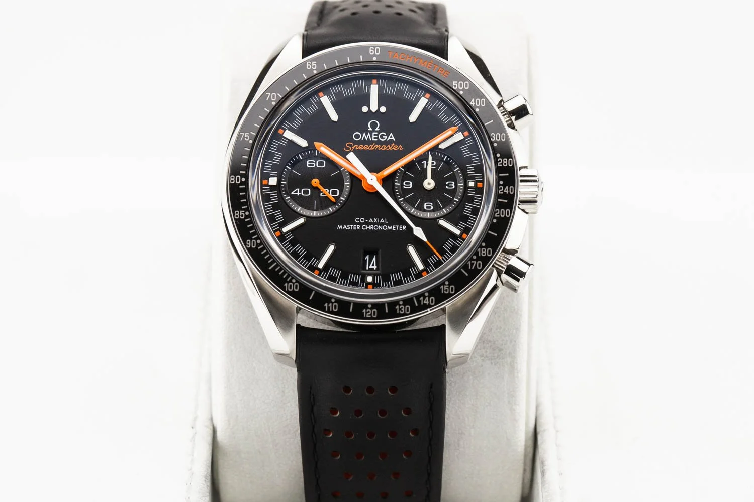 Omega Speedmaster Racing Orange PO 091625 (2 of 9).jpg