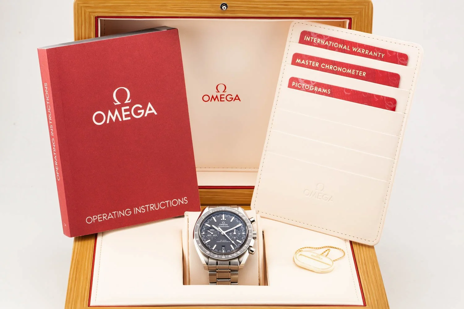 Omega Speedmaster Racing Black Dial PO 092225 (10 of 10).jpg