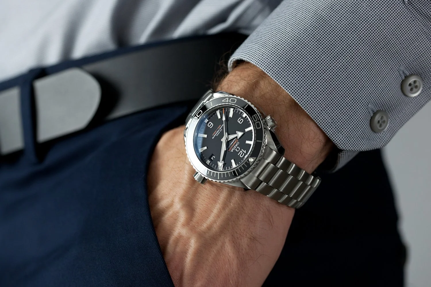Omega Planet Ocean 43mm Black Bracelet (10 of 10).jpg