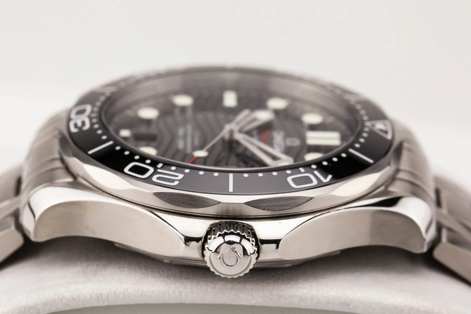 Omega Seamaster 300 Black Wave Bracelet PO 092225 (5 of 10).jpg
