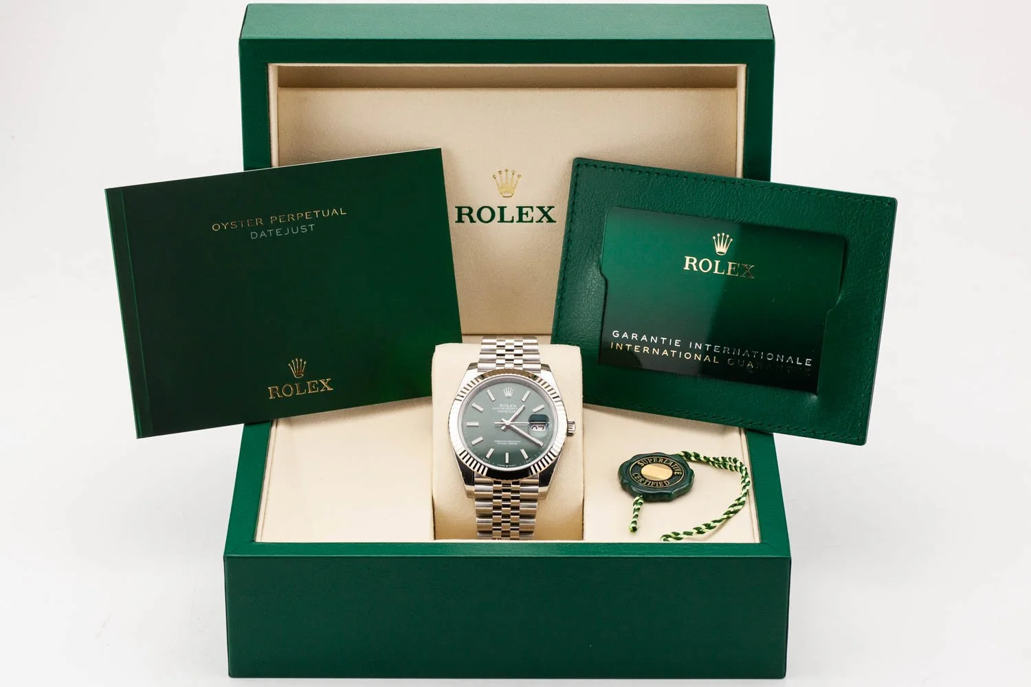 Rolex Datejust 41 Green Fluted Jubilee New Box Kit Shot 126334 102025 (1 of 1).jpg