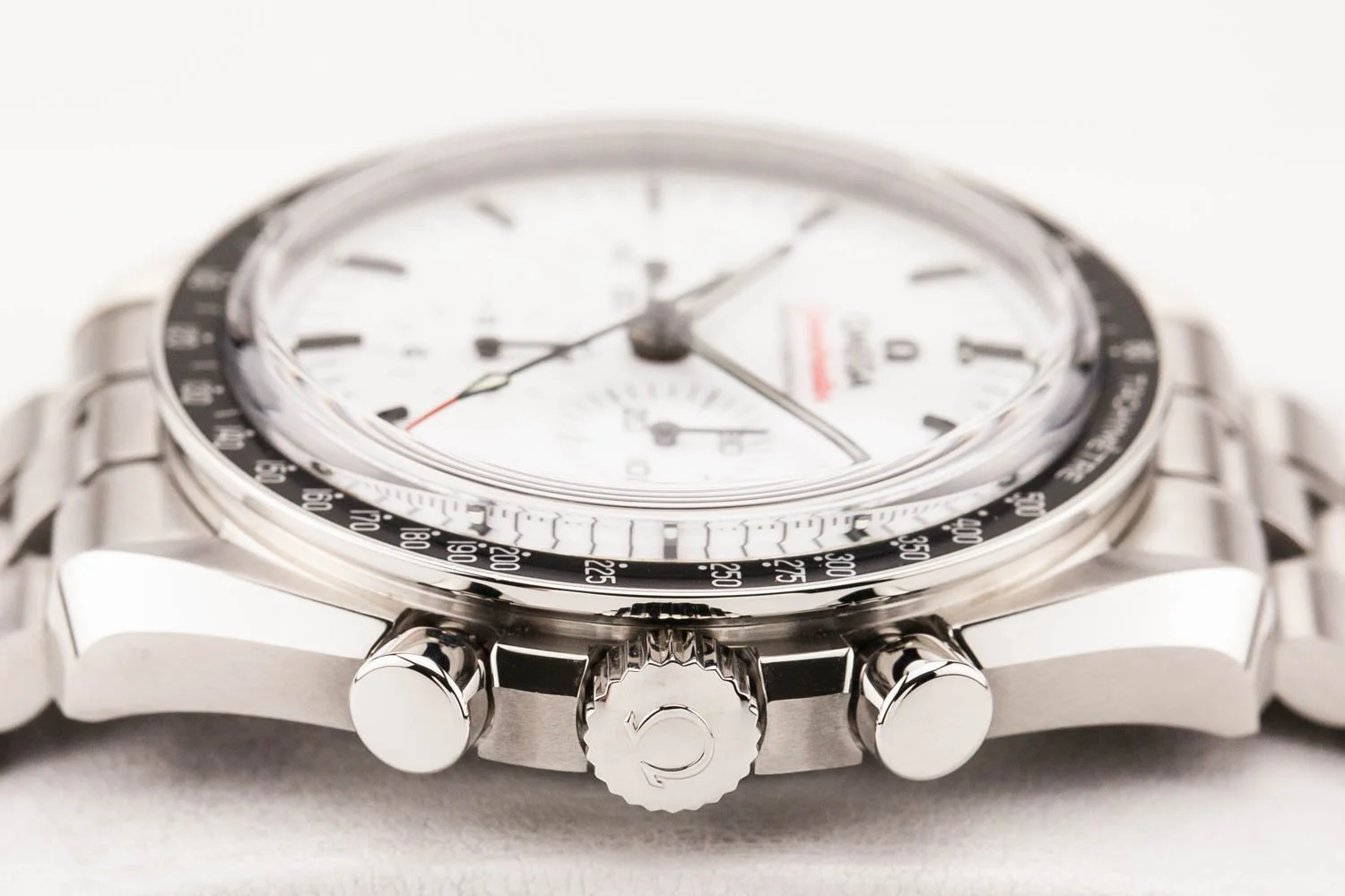 Omega Speedmaster Moonwatch 3861 White Mint 072925 (5 of 10).jpg