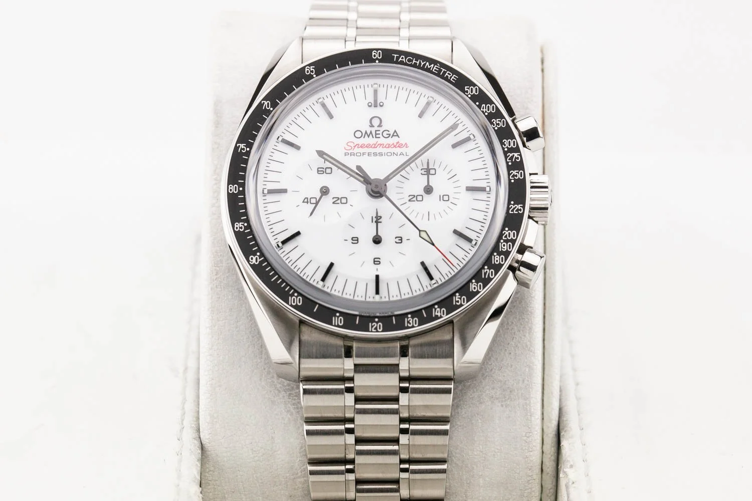 Omega Speedmaster Moonwatch 3861 White PO 050826 (2 of 10).jpg