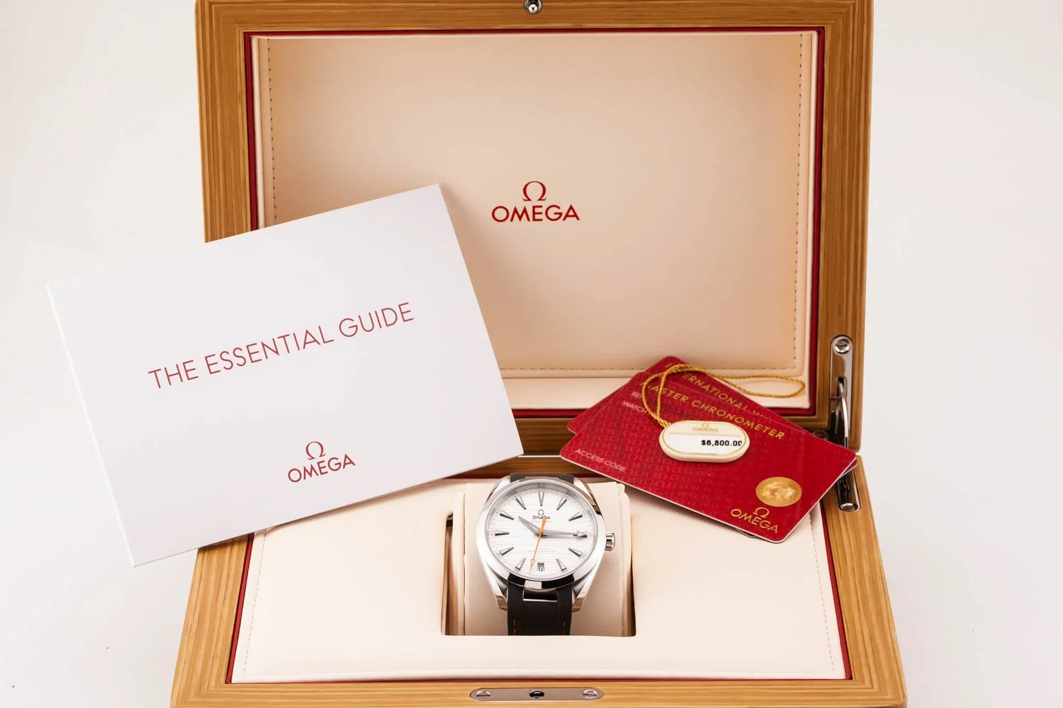 Omega Aqua Terra 8900 Silver Diver New Updated Kit Shot 060326 (1 of 1).jpg