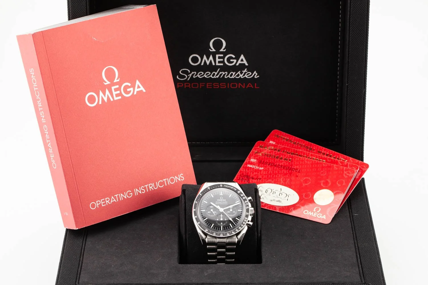 Omega Speedmaster Moonwatch 3861 Hesalite PO 040926 (10 of 10).jpg