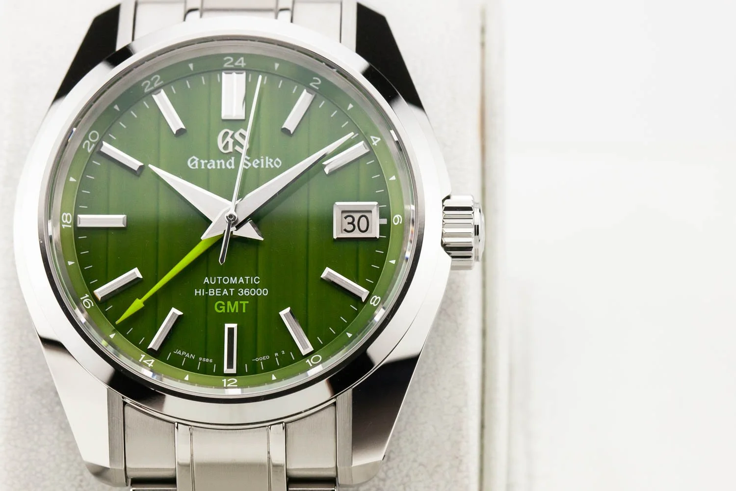 Grand Seiko Hi-Beat 36000 GMT Urban Bamboo PO SBGJ259 093026 (3 of 10).jpg