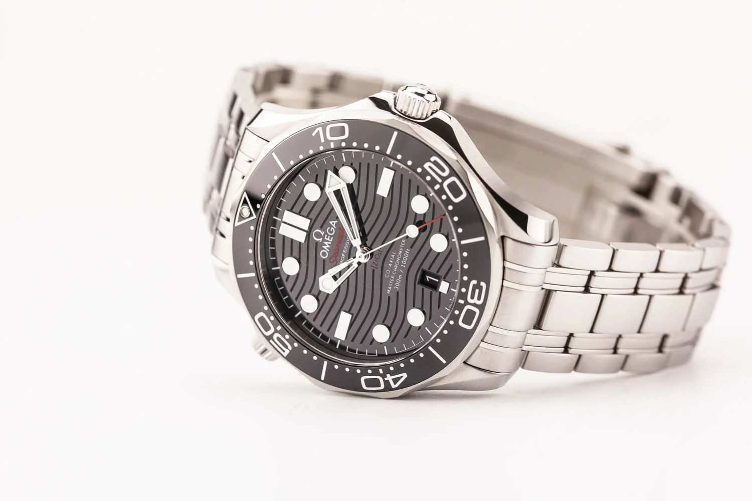 Omega Seamaster 300 Black Bracelet Mint 030226 (1 of 10).jpg