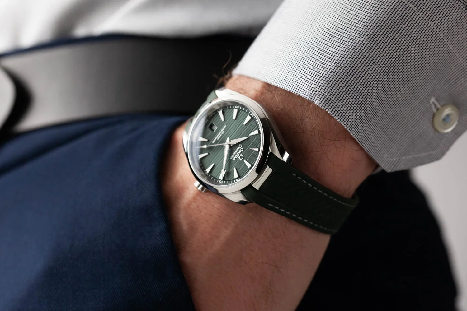 Omega Aqua Terra 8800 38mm Green Diver NEW 040324 (1 of 11).jpg